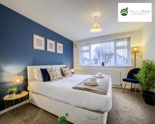3BR House with Garden Very Close To Coventry Building Society Arena aka Ricoh Arena w Free Parking and FREE Wifi - RRN - Exhall - 2
