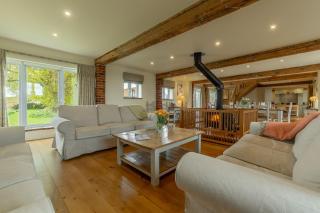 The Big Barn - Snettisham - 9