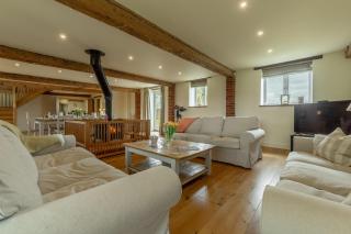 The Big Barn - Snettisham - 2