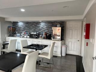 Super 8 by Wyndham Mont Belvieu - Baytown East - Eldon - 9