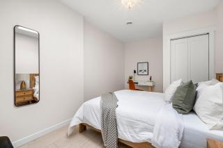 The Olympia: Front Street Flats - 2