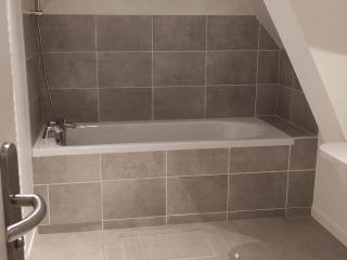 Gîte Spacieux avec Cour, Terrasse et Salle de Jeux - Centre Bourg, Accessible PMR - FR-1-586-36 - 5