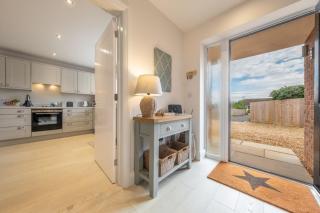 The Hideaway D - Docking - 4