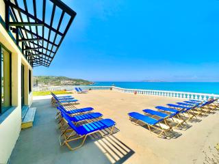Beachfront Villa Bellevue by DadoVillas - Agios Stefanos - 6