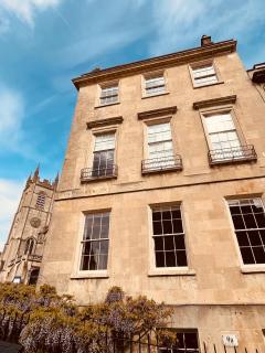 Russell House Suites - Bath - 5