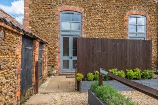 Scouts Cottage - 9