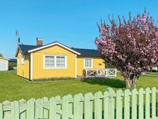 Two-Bedroom Holiday home in Tvååker - Tvååker - 2