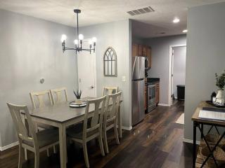 Luxury Modern Condo by the Lake - Succulent Way - Branson - 6