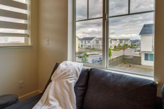 California Midterm Rental with Fenced Yard! - 6