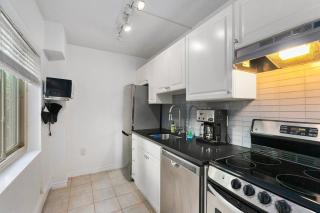 Studio in the Heart of Seattle - Fast Wi-Fi & AC - Seattle - 8