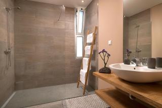 Villa da Silva (Heated Pool and Private Parking) - Arco da Calheta - 3