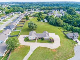 The Gathering Place At Hilltop Acres - Clarksville - 0