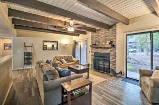 Spacious Pinetop Apartment Patio Gas Grill - Indian Pine - 9
