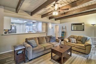 Spacious Pinetop Apartment Patio Gas Grill - Indian Pine - 8