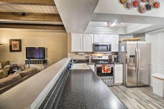 Spacious Pinetop Apartment Patio Gas Grill - Indian Pine - 6