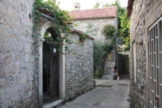 Best Location Old Town Budva Rooms - 8