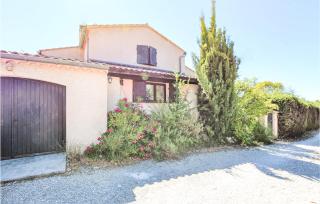 Awesome Home In Saint-Pierre-De-Vassol - 2
