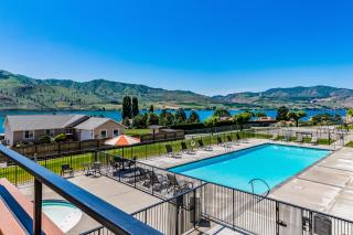 Lake Chelan Shores Happy Days 19 2 - 5