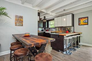 123 By the Sea - Oak Island - 2