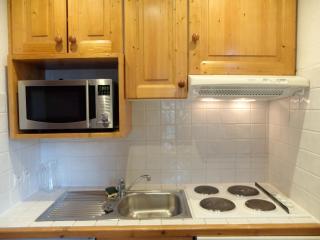 Appartement skis aux pieds à Tignes avec balcon, 6 couchages, proche commerces et navettes - FR-1-502-480 - Tignes - 2