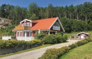 Amazing Home In Strömstad With Sauna - 3