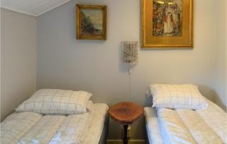 2 Bedroom Amazing Home In Reftele - 8
