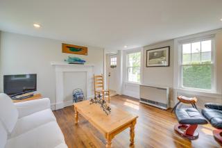 Rockland Home with Deck 5 Mins to Historic Downtown! - Rockland - 6