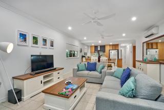 Arlington Apartments - Clifton Beach - 9