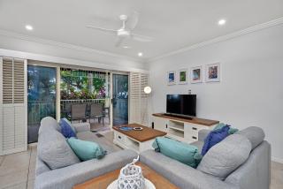 Arlington Apartments - Clifton Beach - 7