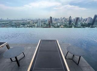 2 Bedroom Luxury Apartment 3 min walk from BTS Ekkamai - Bangkok - 9