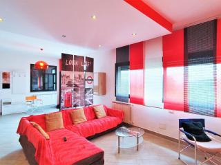 Holiday home in Luino with balcony - 9