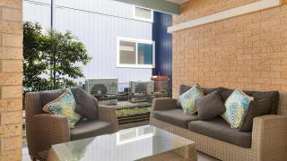 Walking Distance to Little Beach and Shoal Bay - Nelson Bay - 1