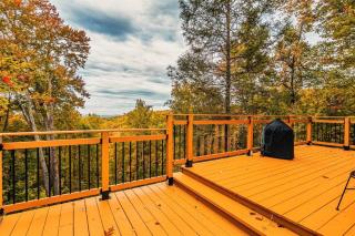 Secluded Mtn view New! 10 mins to Gatlinburg or Park - 7