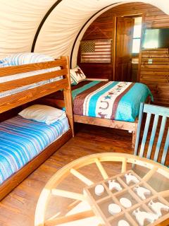 Ultimate Covered Wagon Pioneers Paradise - Brownsville - 3