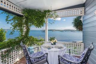 Selby Cottage - Intimate Waterfront Getaway - Marks Point - 4