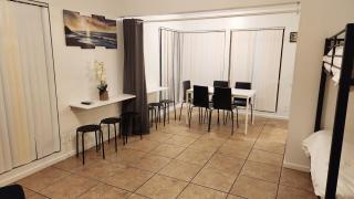 Centrally Located, 4x Queen, 300 MBPS Internet with Backyard! - 1