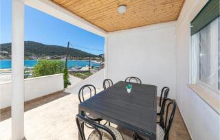 Beach Front Home In Vinisce With Wifi - Vinišće - 9