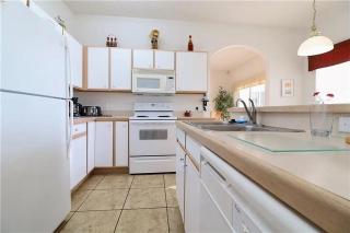 4 Bathrooms 3 Bathrooms Cresent Lakes 5305 Cv - 5