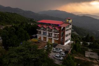 Mukteshwar Treat Resort - 2