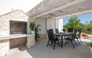 Cozy Home In Veliki Brocanac - 5