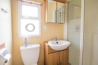 Superb Caravan By The Seaside In Kessingland, Suffolk Ref 90040Sg - Benacre - 1
