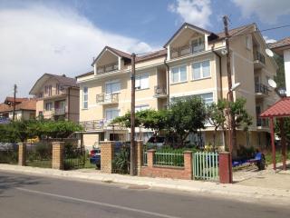 Guest House Lokoski - Peštani - 9