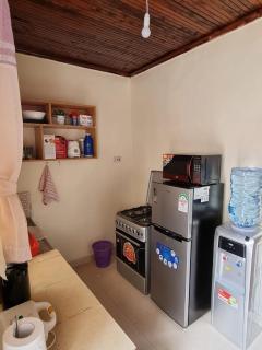 Lux Suites Donholm Family Bungalow - 3