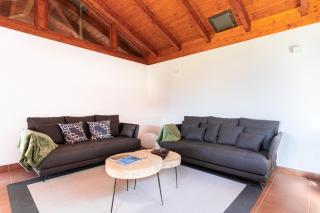 Prime Sea And Mountain Views Home With Pool - El Pris - 4