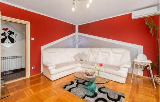 Amazing Home In Lic With Wifi - Lič - 6