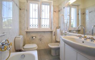 Lovely Apartment In Camaiore - Camaiore - 5