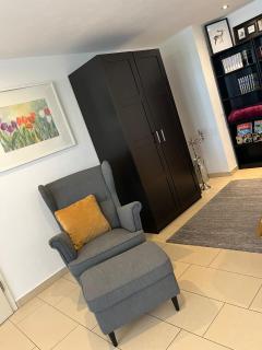 schöne Ferienwohnung 2,5 Zimmer in Stadtnähe mit eigenem Hofgarten - Balingen - 3