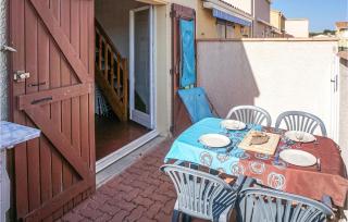 Cozy Home In Saint Pierre La Mer - 8