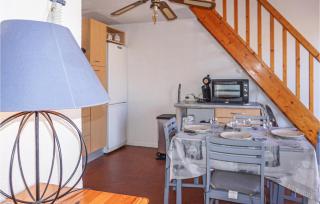 Cozy Home In Saint Pierre La Mer - 6