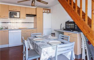 Cozy Home In Saint Pierre La Mer - 5